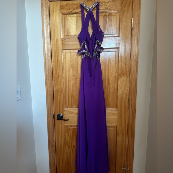 Prom dress with sequence top and open back - Picture 3 of 4